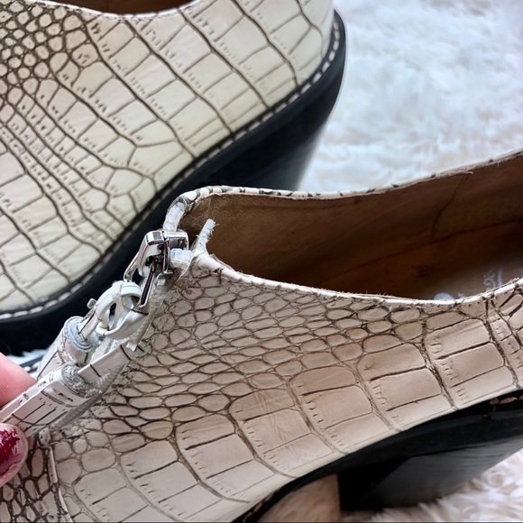 Jeffrey Campbell Fink Whit Croc Booties Size 8 - Picture 8 of 8